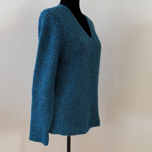 Avalin Multi Knit V-Neck Sweater Large - Picture 3 of 9